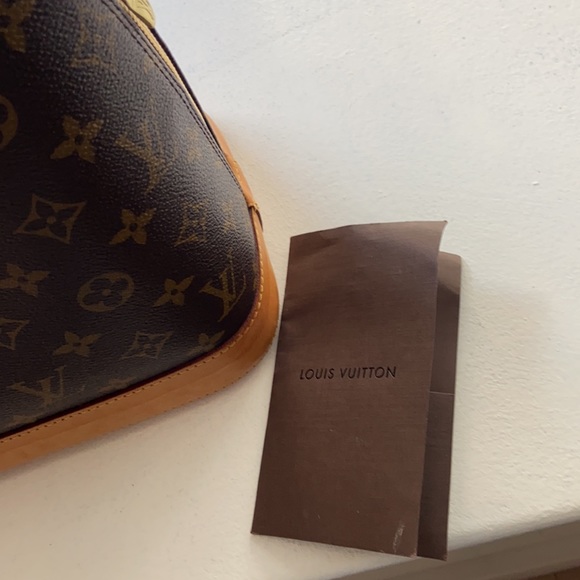 Louis Vuitton Alma large handbag, monogram